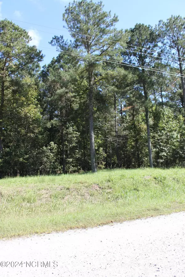 Edenton, NC 27932,412 Batts Island RD