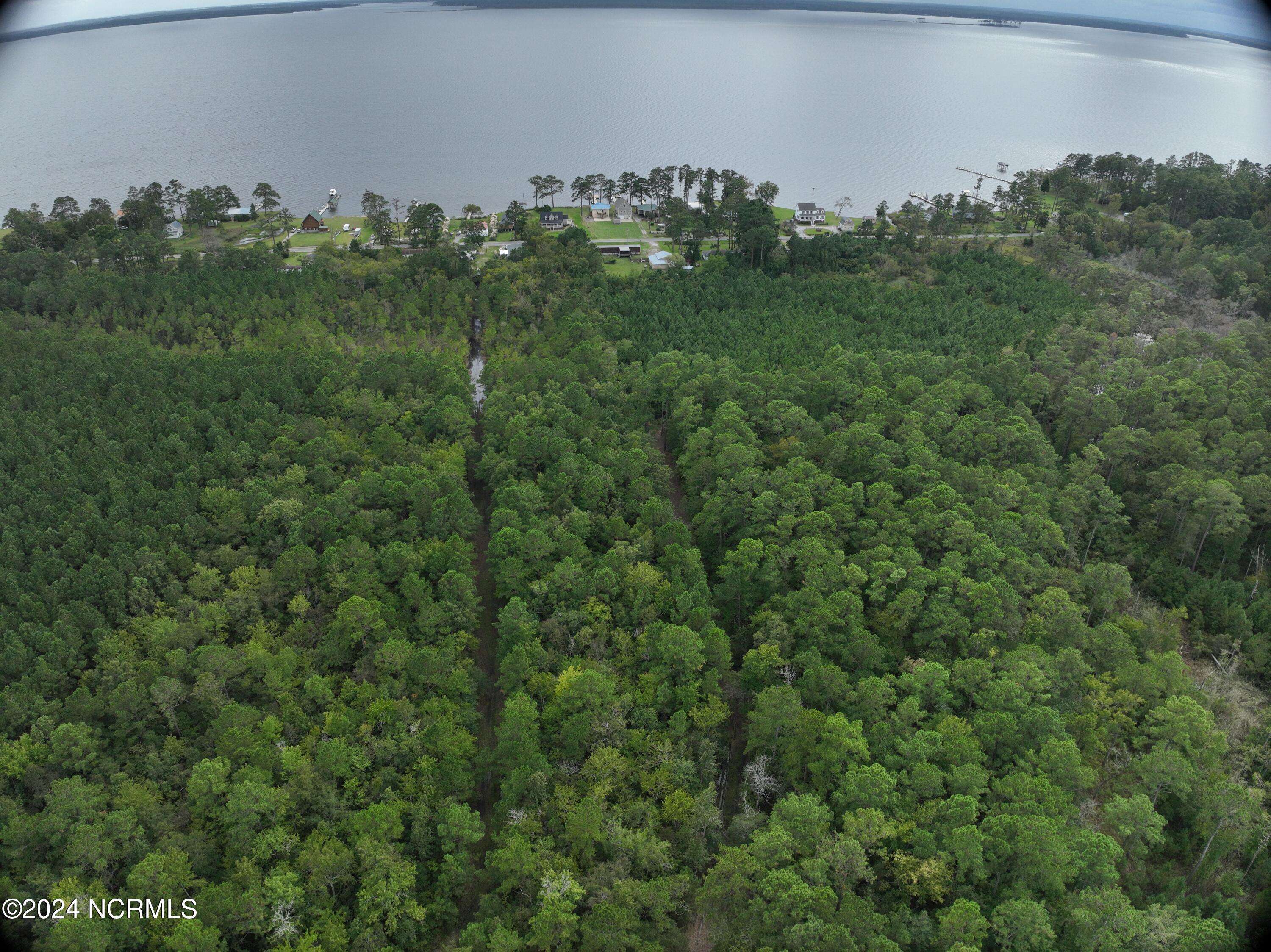 Belhaven, NC 27810,000 Old Pamlico Beach RD