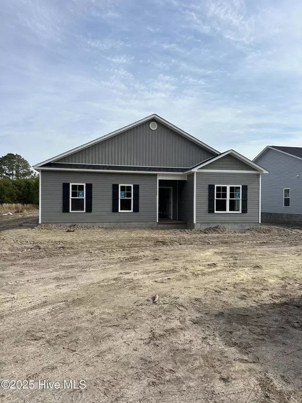1397 Hammocks Beach RD, Swansboro, NC 28584