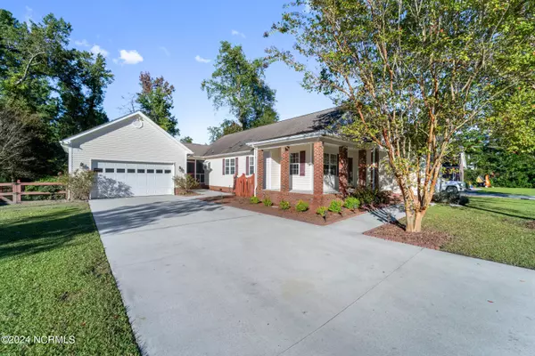 223 Riverbend RD, Jacksonville, NC 28540