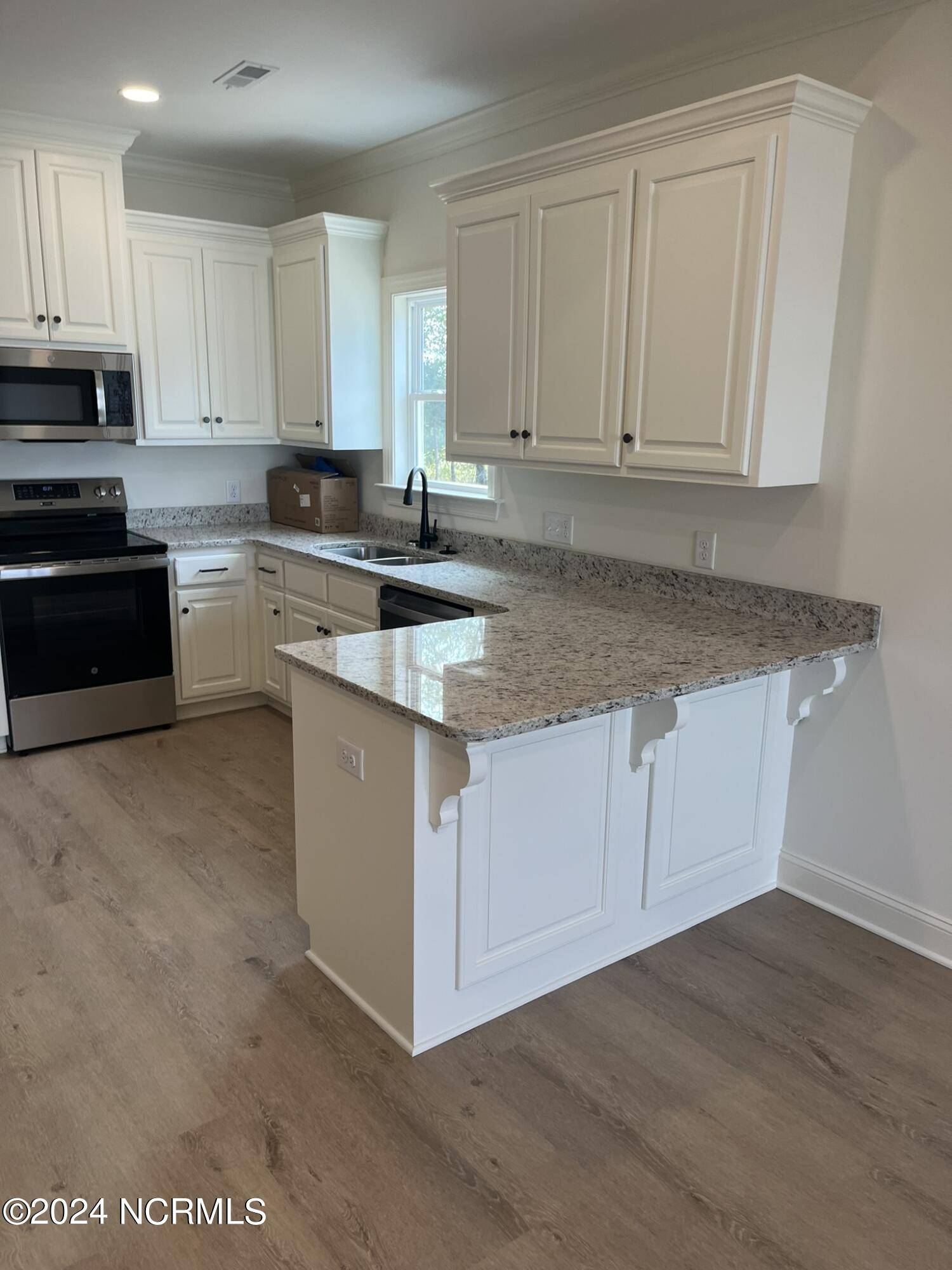 Wilson, NC 27893,3223 Dolostone CT SW
