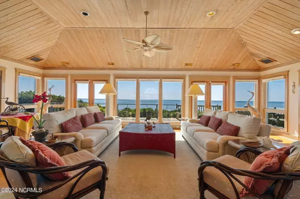 Pine Knoll Shores, NC 28512,209 Salter Path RD