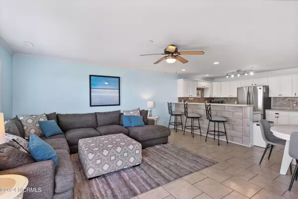 Oak Island, NC 28465,105 SE 58th ST ## 2301
