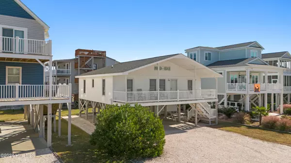 Sunset Beach, NC 28468,413 38th ST