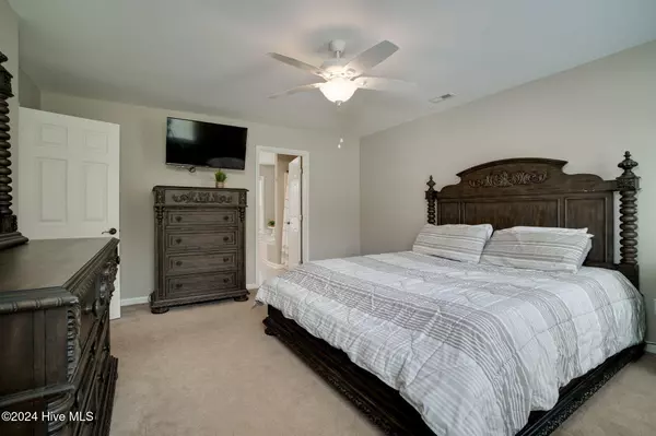 Swansboro, NC 28584,87 Pickett WAY