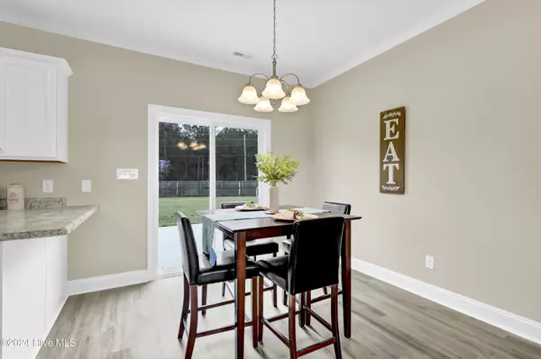 Richlands, NC 28574,224 Cherry Blossom DR