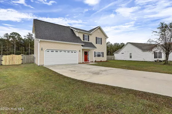 Richlands, NC 28574,224 Cherry Blossom DR