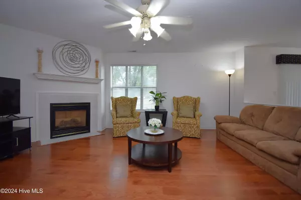 Greenville, NC 27834,527 Spring Forest RD #C