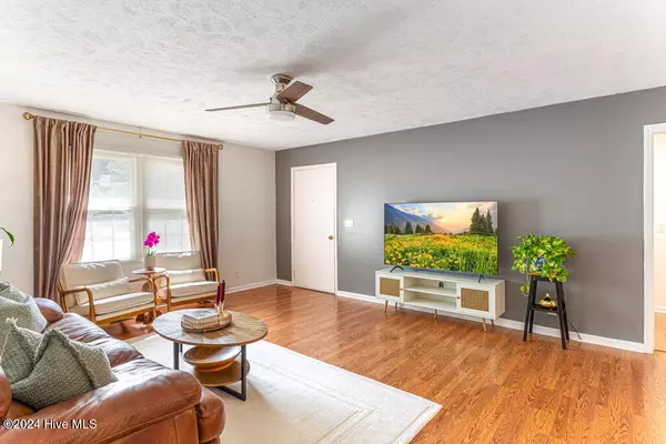 Southern Pines, NC 28387,750 N Page ST