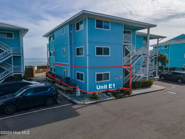 Kure Beach, NC 28449,1437 Fort Fisher BLVD S #E1