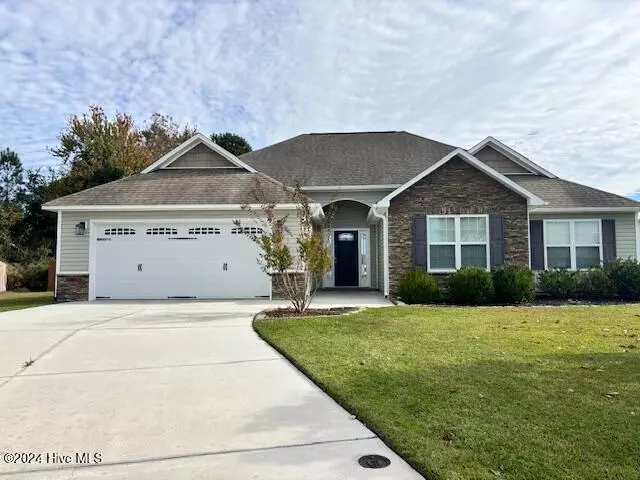 204 Mariposa CT, Jacksonville, NC 28546