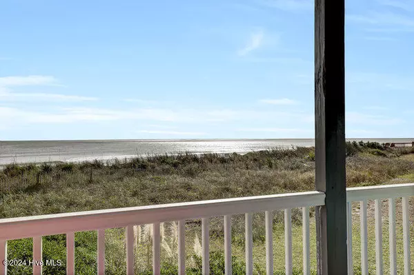 North Topsail Beach, NC 28460,1896 New River Inlet RD #1108