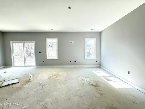 Goldsboro, NC 27534,112 E Sillinger DR