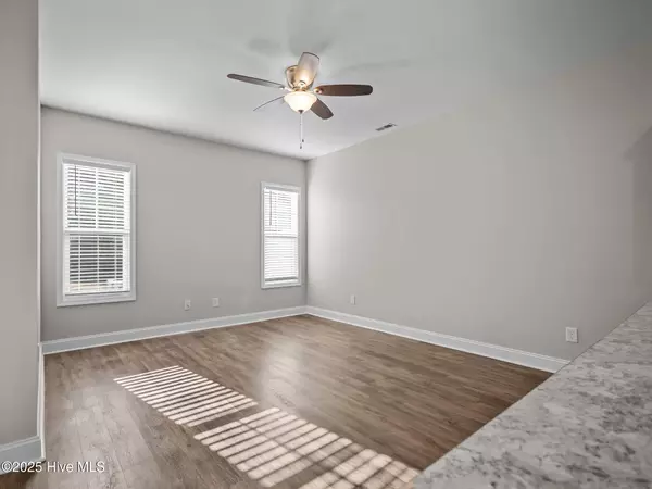 Sneads Ferry, NC 28460,213 N Stingray LN