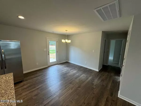 Richlands, NC 28574,185 N Squires Run LN #168