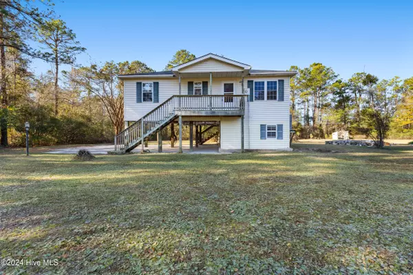 75 Cape Fear DR,  Burgaw,  NC 28425