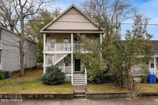 210 S 9th ST #A, Wilmington, NC 28401