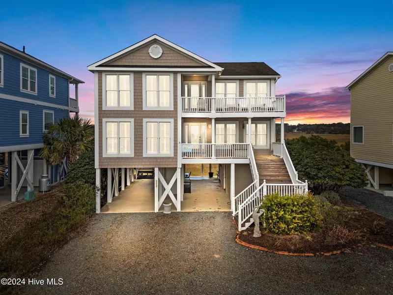 758 Ocean BLVD W, Holden Beach, NC 28462