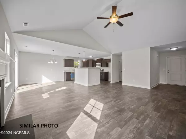 Hubert, NC 28539,424 Windermere RD