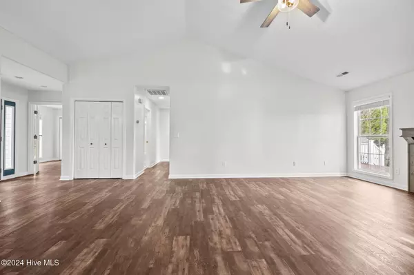 Pinehurst, NC 28374,4 Emerald LN