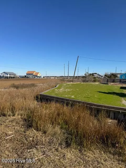 Morehead City, NC 28557,605 Bay ST