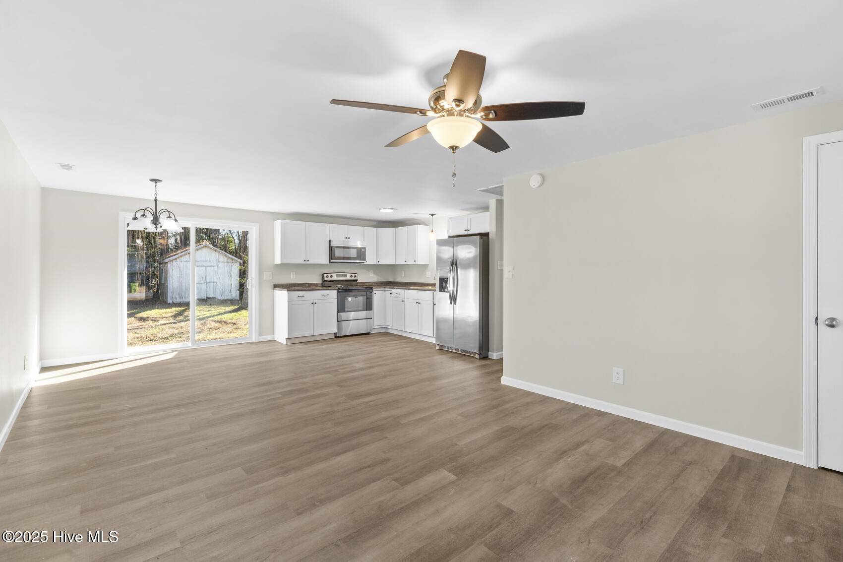 New Bern, NC 28560,910 Devers AVE