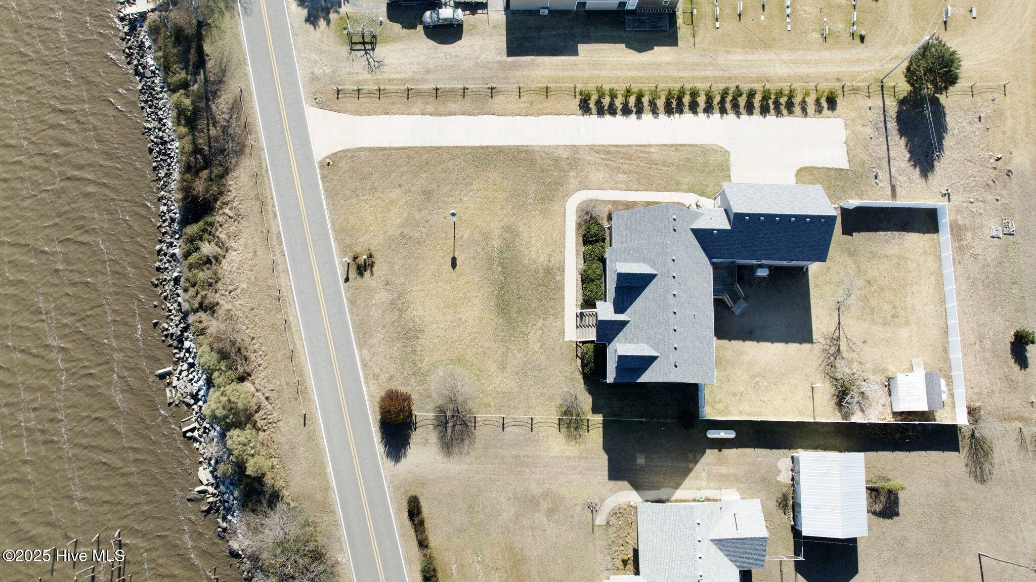 Coinjock, NC 27923,1055 Waterlily RD