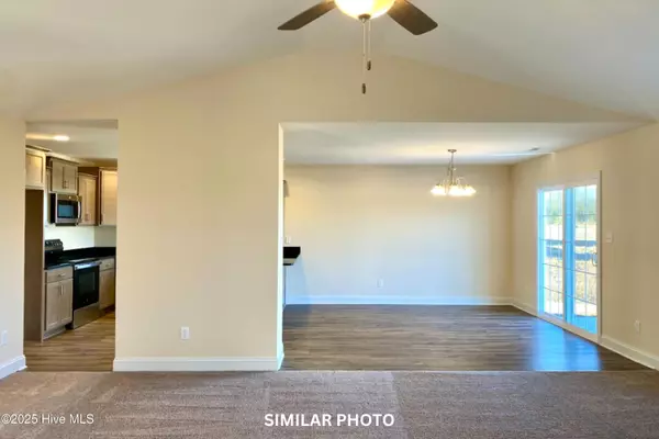 Jacksonville, NC 28546,585 Appalachian TRL S