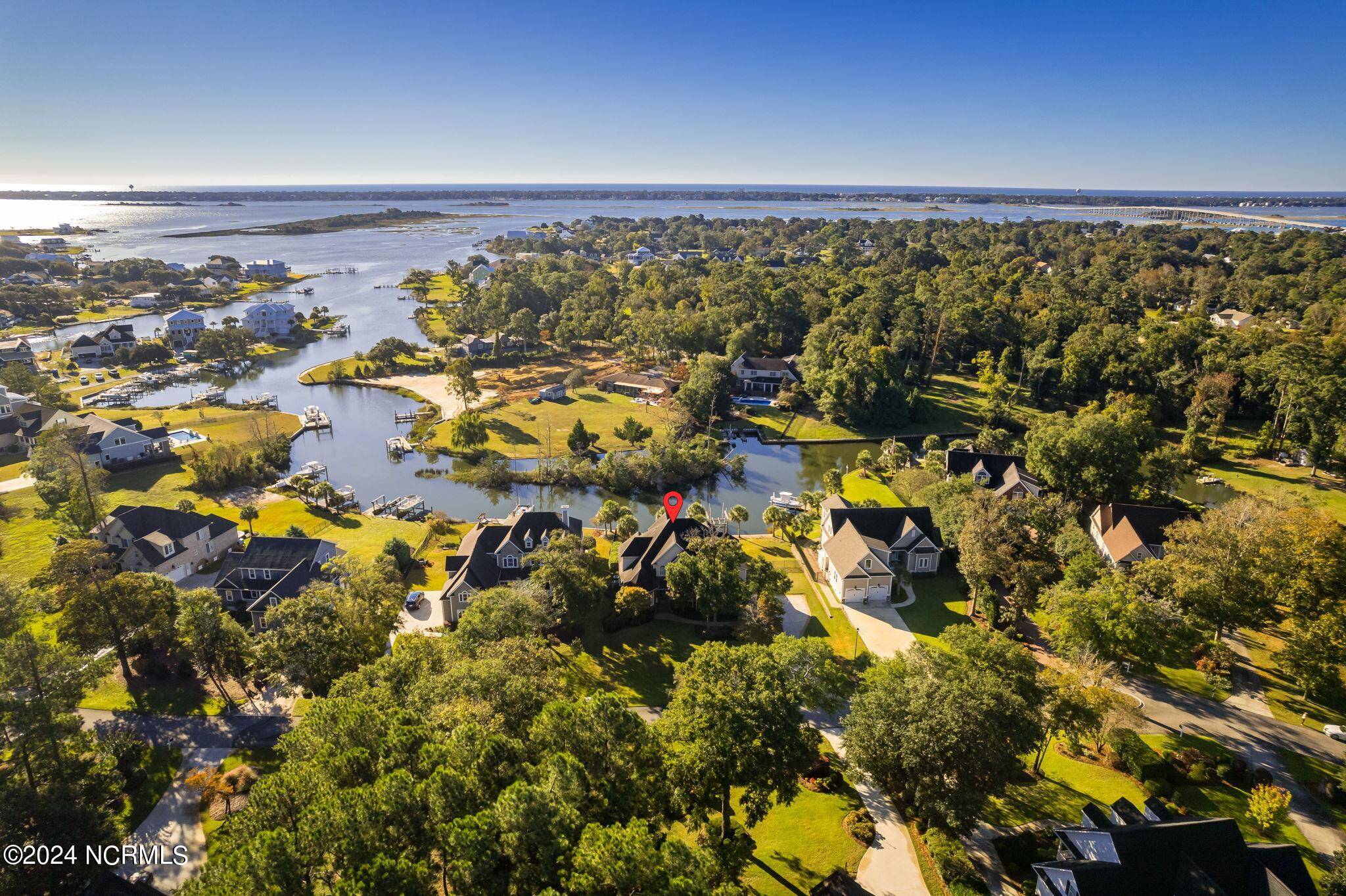 209 Bayside DR, Cape Carteret, NC 28584