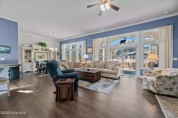 New Bern, NC 28562,5008 Spring Green PASS