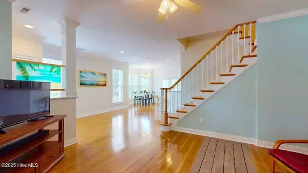 Carolina Beach, NC 28428,220 Silver Sloop WAY
