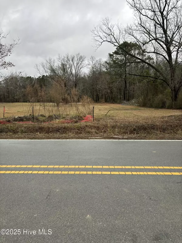 Jacksonville, NC 28540,1018 Harrells Loop RD