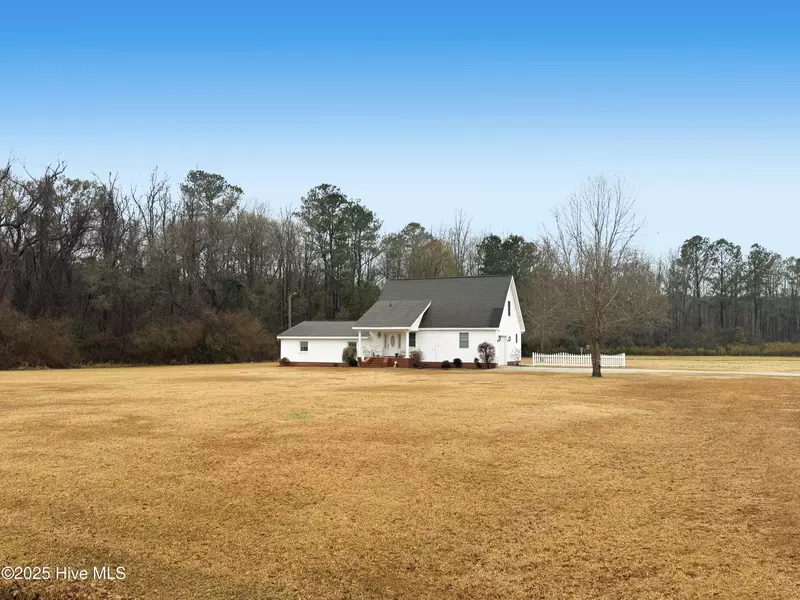 1791 Dover Fort Barnwell RD, Dover, NC 28526