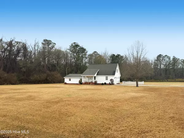 1791 Dover Fort Barnwell RD, Dover, NC 28526