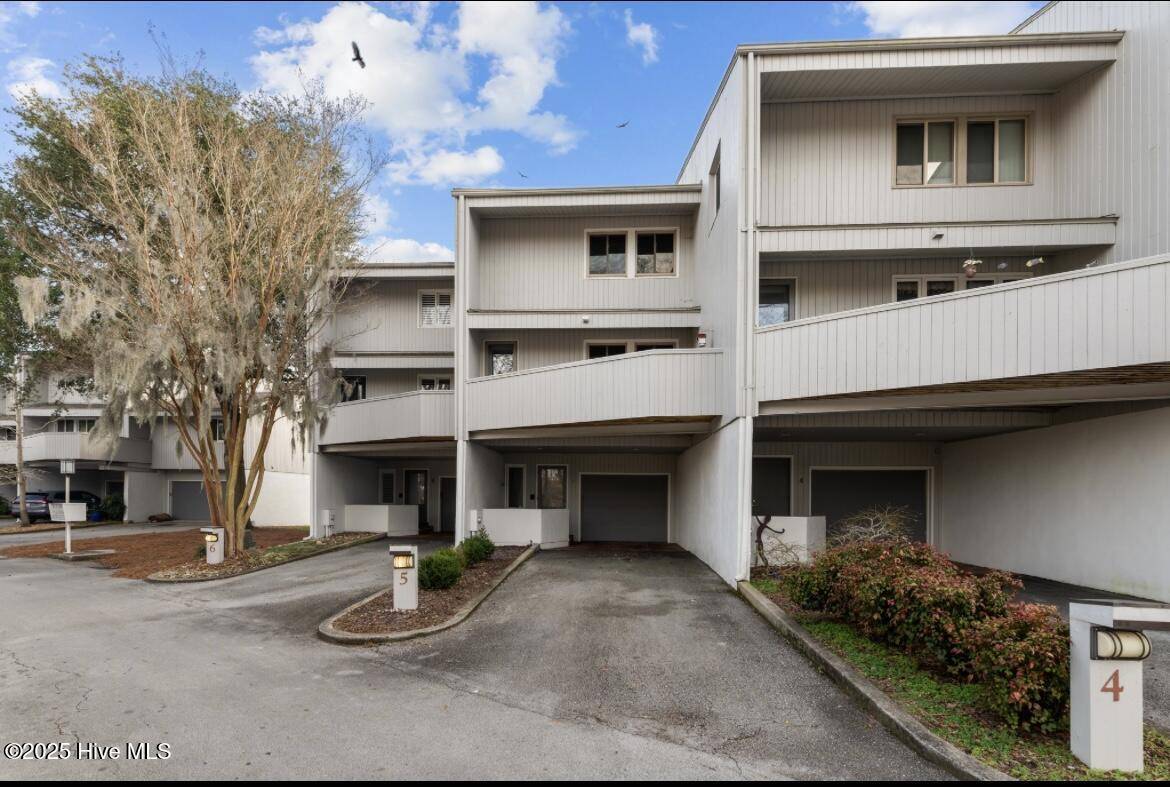 5 Batts Hill RD #5, New Bern, NC 28562