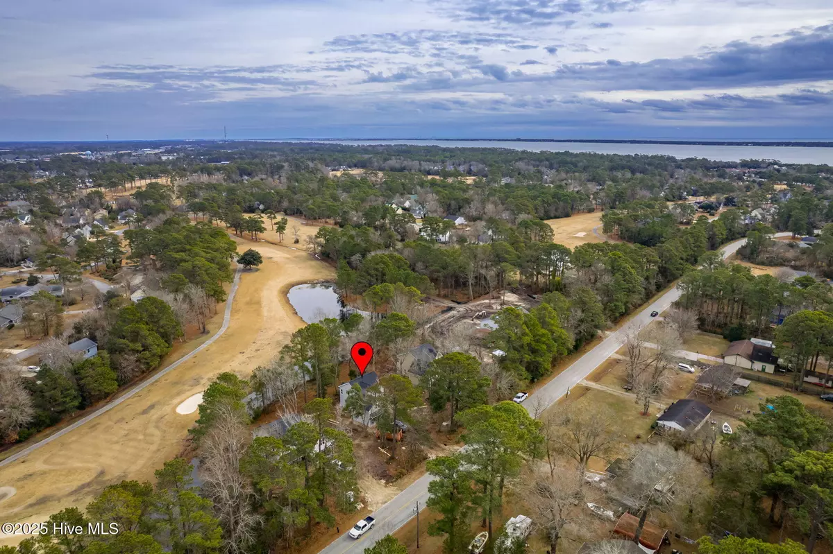 Morehead City, NC 28557,347 Mccabe RD