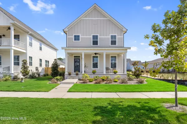 826 Trisail TER, Wilmington, NC 28412