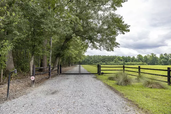 Burgaw, NC 28425,4368 Us 117 S