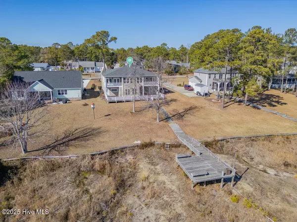 Southport, NC 28461,1082 N Shore DR