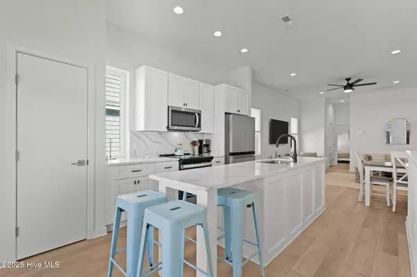 Carolina Beach, NC 28428,1417 Searay LN #Unit 1