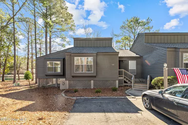 7204 Windward DR, New Bern, NC 28560