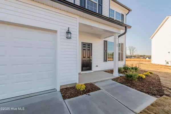 Four Oaks, NC 27524,284 Johnson Ridge WAY