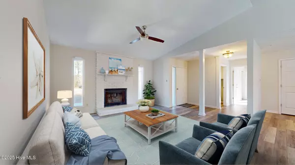 New Bern, NC 28560,6301 Gondolier DR