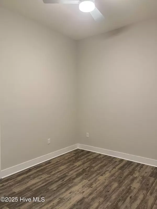 Wilmington, NC 28401,911 S 2nd ST #106