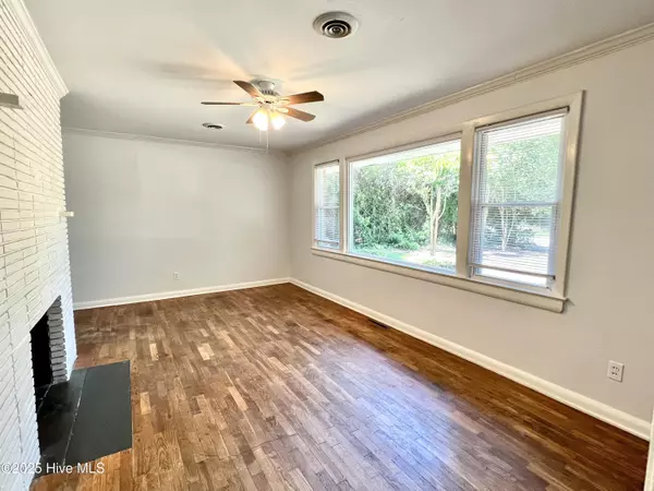 Wilmington, NC 28403,212 Forest RD