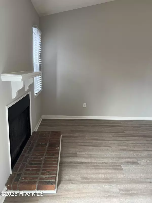 Winterville, NC 28590,4128 Bridge CT #B