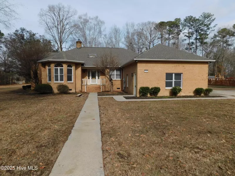 2502 Riddick RD, Elizabeth City, NC 27909