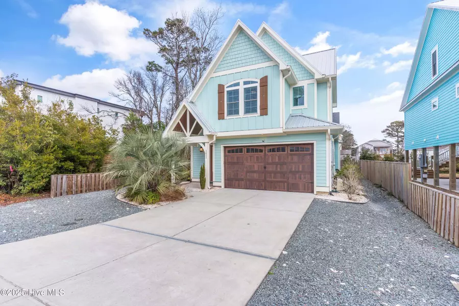 1411 Searay LN, Carolina Beach, NC 28428