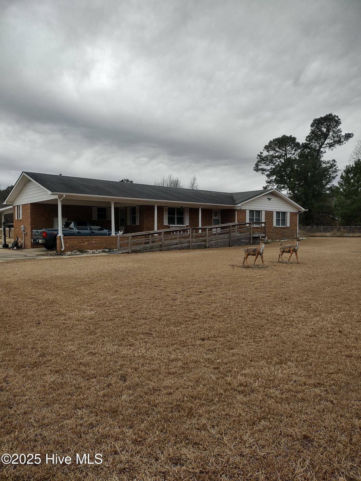 3425 Old Nc 24 HWY, Clinton, NC 28328