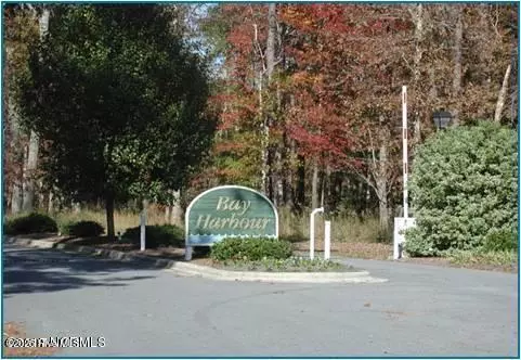 28 Island DR, Chocowinity, NC 27817